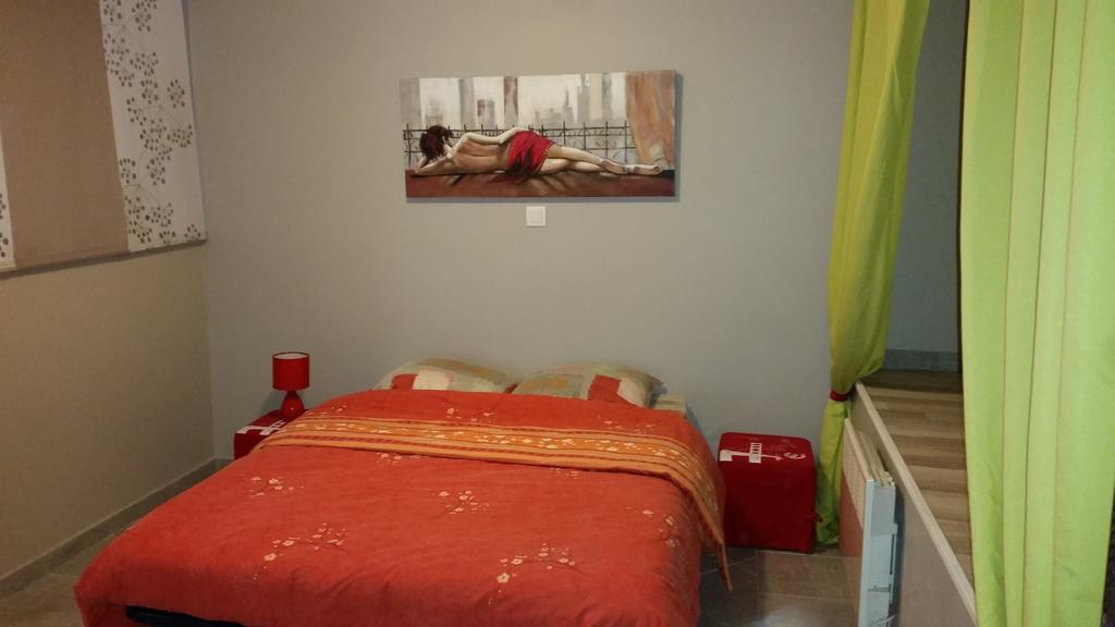 Un Petit Coin De Paradis Taradeau Room photo